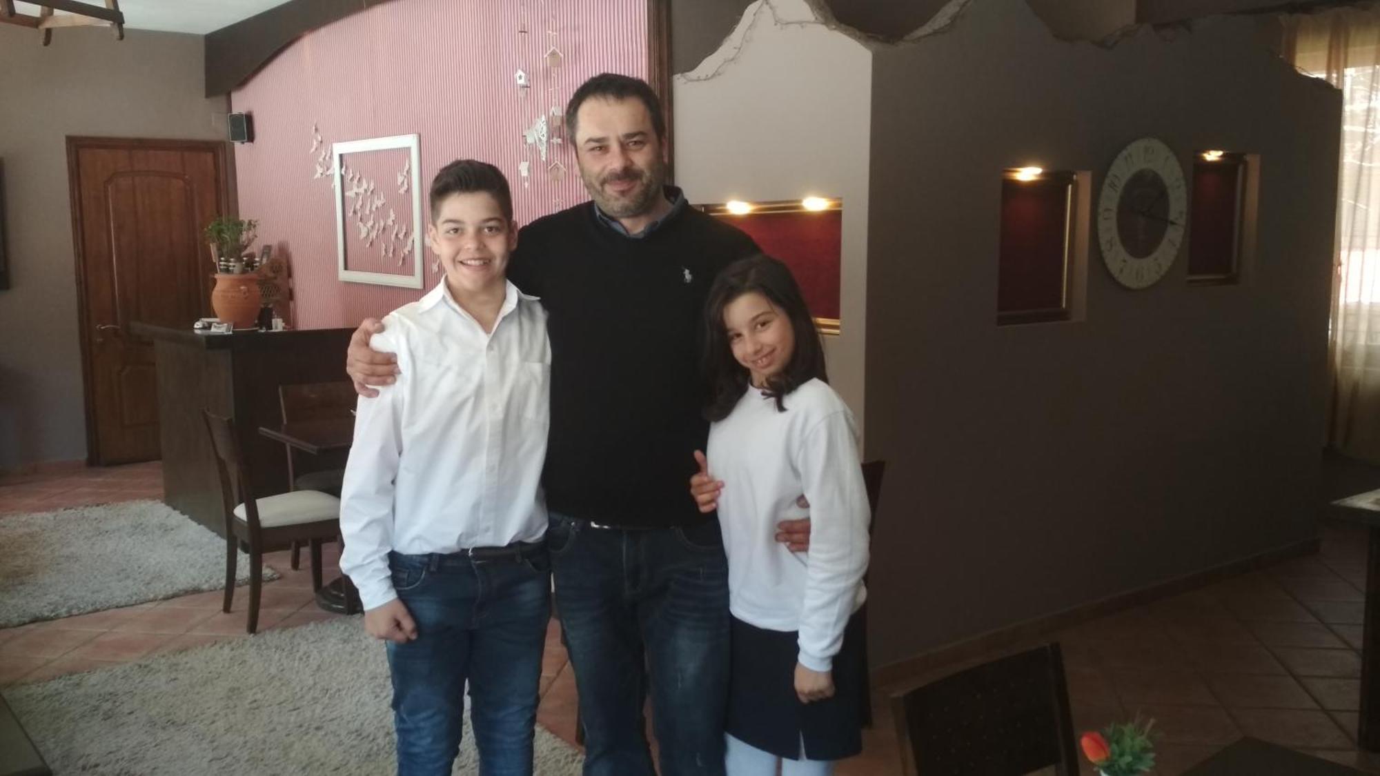 Xenonas Sta Tzakia Hotel Karpenísion Exterior foto
